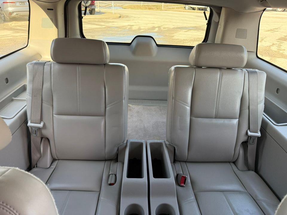 used 2007 GMC Yukon XL car, priced at $7,950