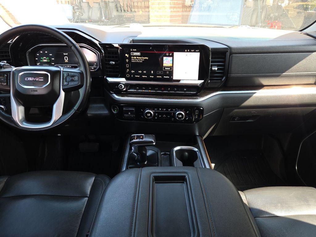 used 2022 GMC Sierra 1500 car, priced at $39,950