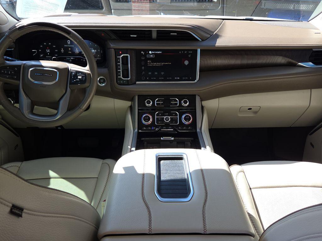 used 2023 GMC Yukon car, priced at $60,950