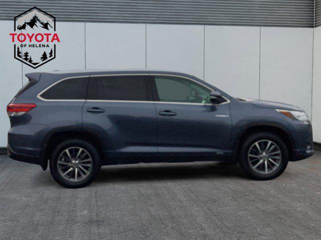 used 2019 Toyota Highlander Hybrid car, priced at $21,392