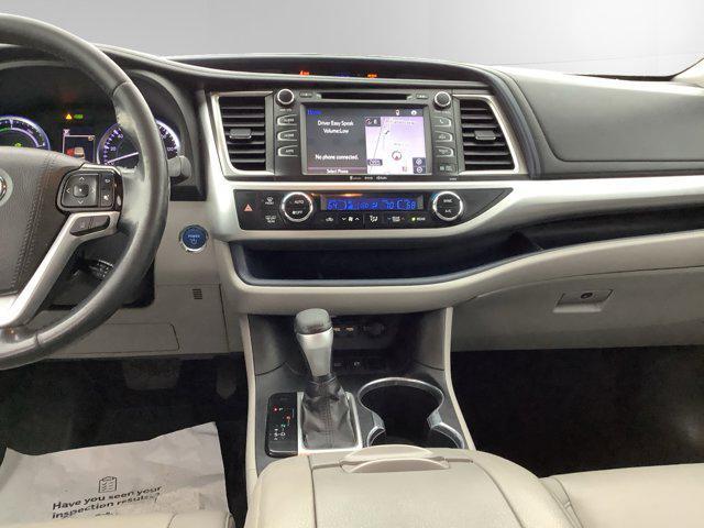 used 2019 Toyota Highlander Hybrid car, priced at $21,392
