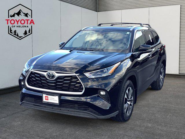 used 2022 Toyota Highlander car, priced at $39,991