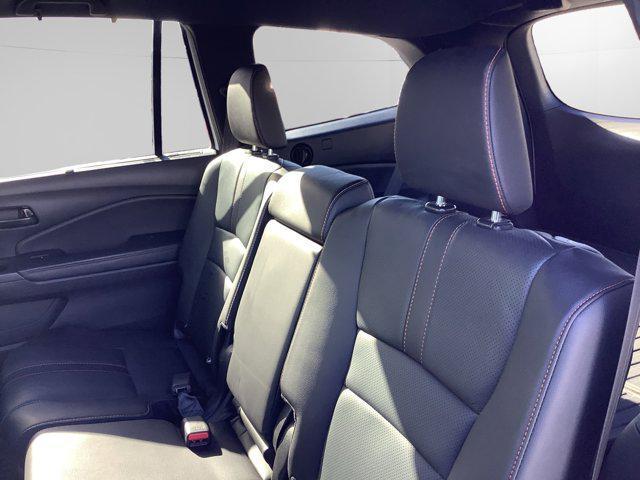 used 2022 Honda Pilot car, priced at $34,991