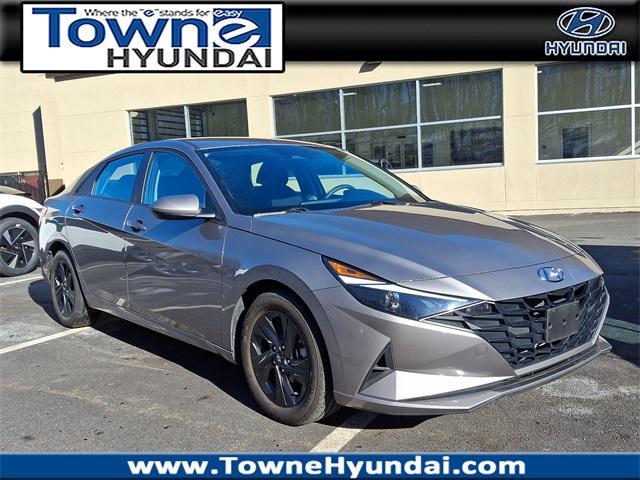 used 2022 Hyundai Elantra car, priced at $16,970