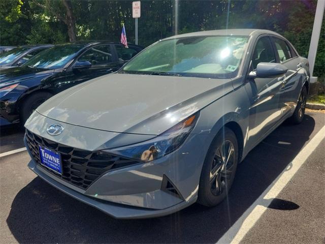 used 2022 Hyundai Elantra HEV car, priced at $19,995