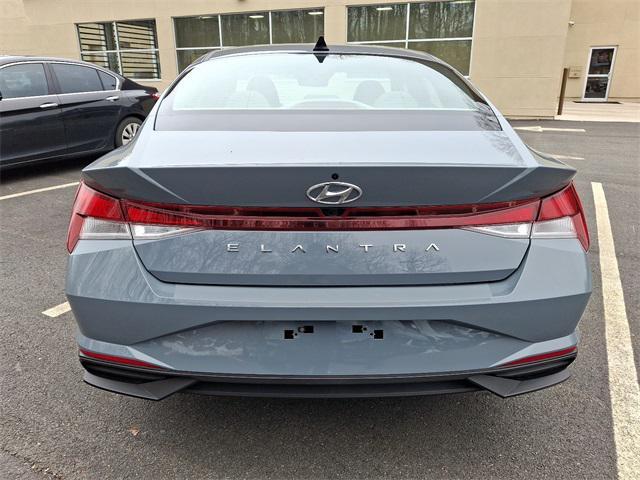 used 2022 Hyundai Elantra car, priced at $16,977