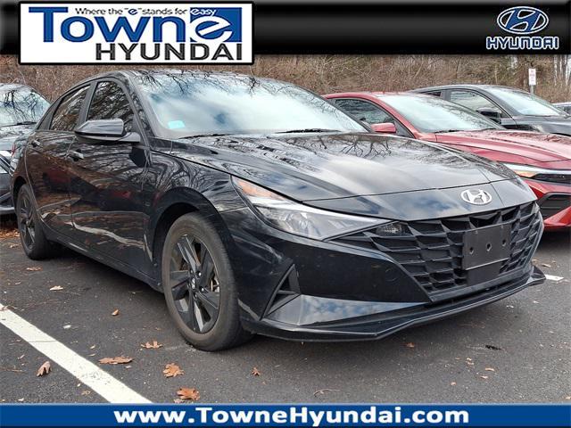 used 2022 Hyundai Elantra car, priced at $17,995