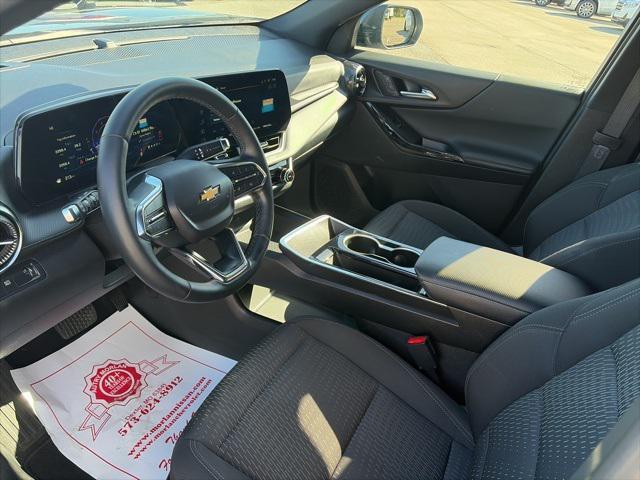 used 2025 Chevrolet Equinox car, priced at $26,900