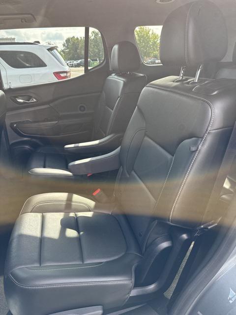 used 2023 GMC Acadia car, priced at $28,900