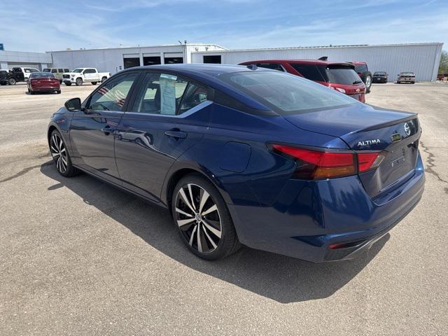 used 2022 Nissan Altima car, priced at $22,900