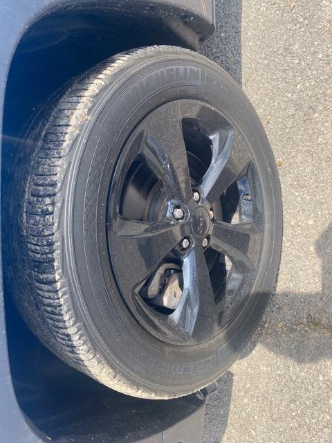 used 2020 Jeep Cherokee car, priced at $12,900