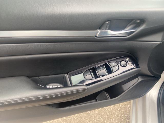 used 2023 Nissan Altima car, priced at $21,900