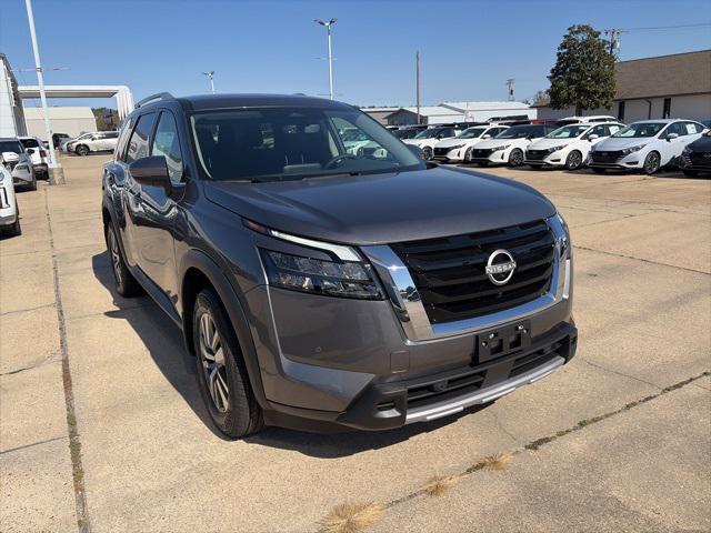 new 2025 Nissan Pathfinder car, priced at $46,532