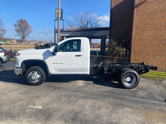 new 2025 Chevrolet Silverado 3500 car, priced at $48,670