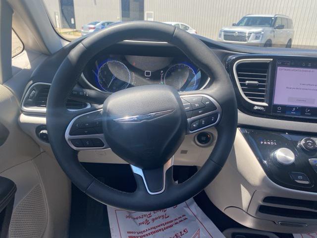 used 2023 Chrysler Pacifica car, priced at $27,900