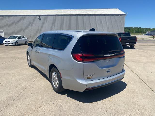 used 2023 Chrysler Pacifica car, priced at $27,900
