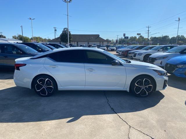 used 2023 Nissan Altima car