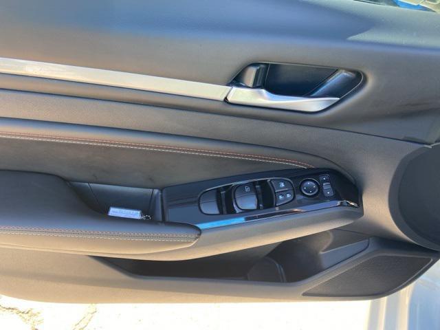 used 2023 Nissan Altima car