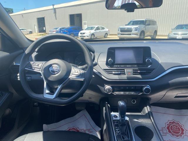 used 2022 Nissan Altima car, priced at $23,900