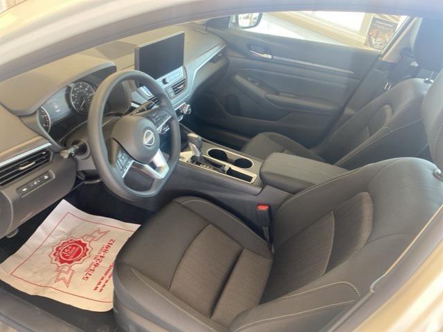 new 2025 Nissan Altima car, priced at $31,005