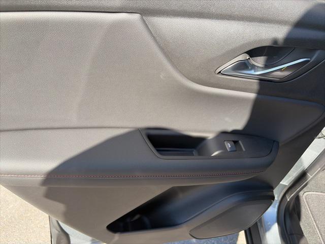 new 2025 Chevrolet Blazer car, priced at $50,915