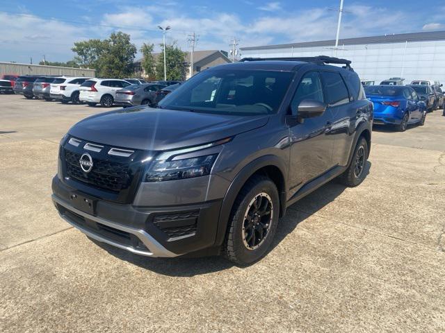 new 2025 Nissan Pathfinder car, priced at $46,620