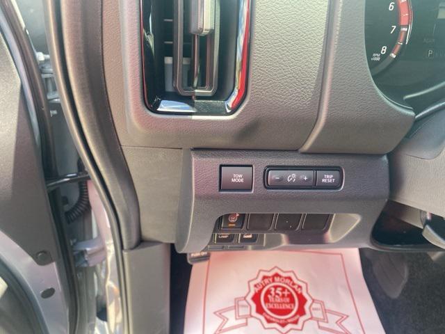 new 2025 Nissan Frontier car, priced at $45,915