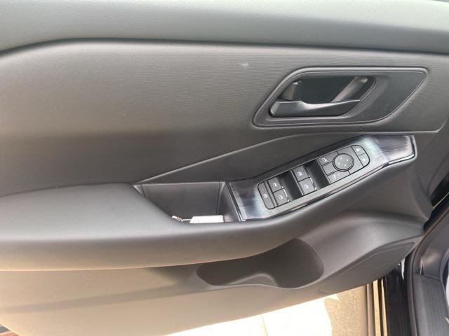 new 2025 Nissan Rogue car, priced at $32,750