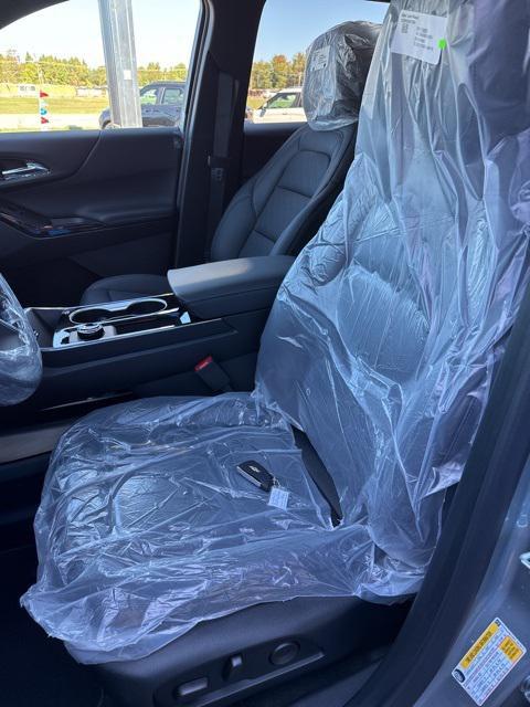 new 2026 Chevrolet Equinox car, priced at $32,545