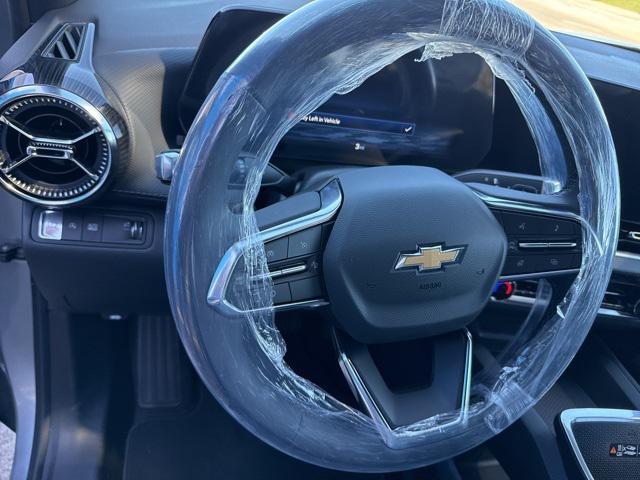 new 2026 Chevrolet Equinox car, priced at $32,545