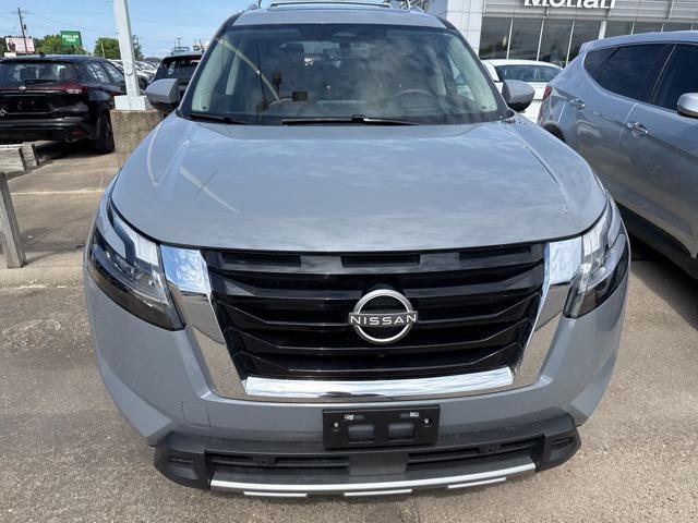 used 2024 Nissan Pathfinder car, priced at $44,900