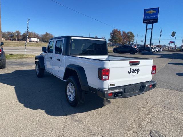 used 2023 Jeep Gladiator car, priced at $32,900