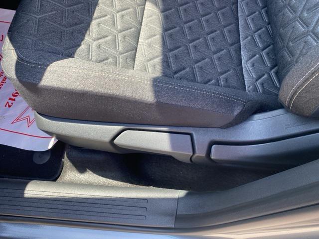 new 2025 Nissan Kicks car, priced at $27,530