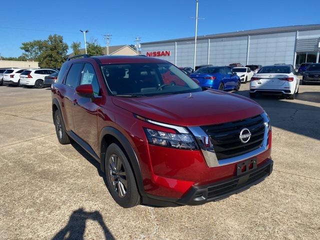 new 2025 Nissan Pathfinder car, priced at $46,005