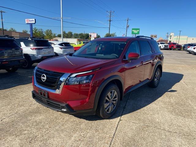new 2025 Nissan Pathfinder car, priced at $46,005