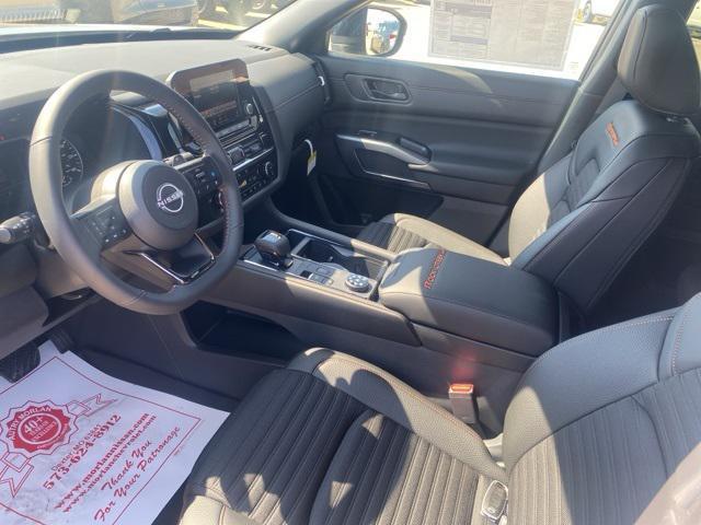 new 2025 Nissan Pathfinder car, priced at $47,620