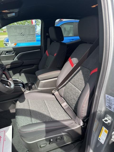 new 2025 Chevrolet Colorado car, priced at $45,930