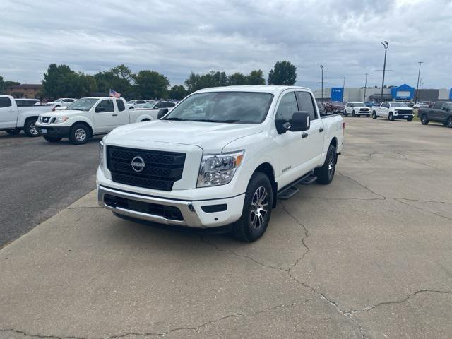 used 2024 Nissan Titan car, priced at $47,900