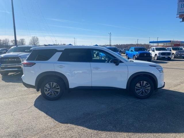 used 2024 Nissan Pathfinder car, priced at $34,900