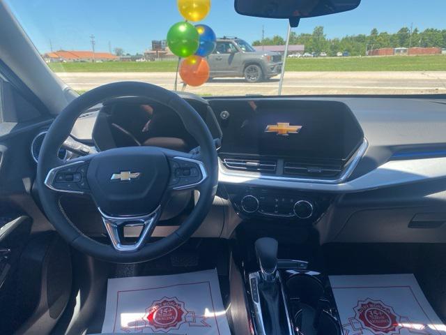 new 2025 Chevrolet Trax car, priced at $25,485