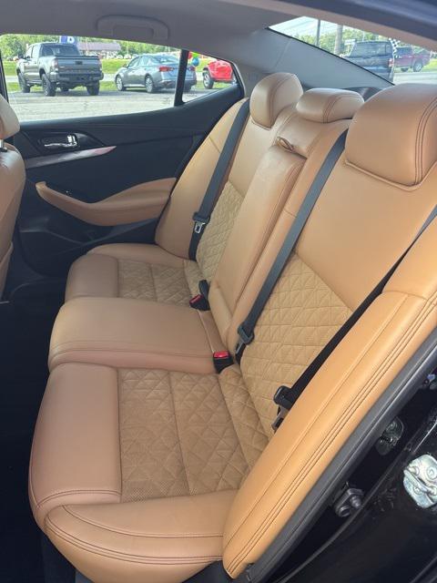 used 2016 Nissan Maxima car, priced at $15,900