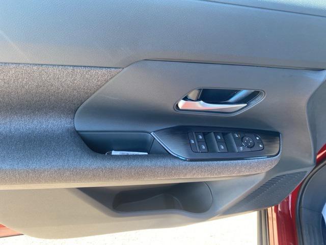 new 2025 Nissan Kicks car, priced at $29,480