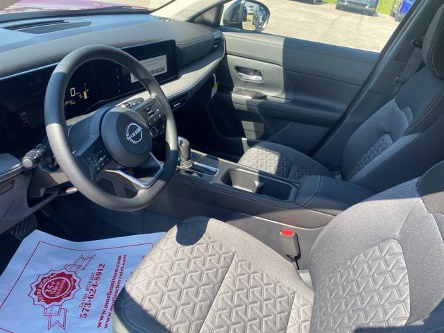 new 2025 Nissan Kicks car, priced at $29,480