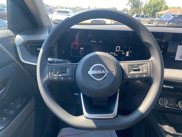 new 2025 Nissan Kicks car, priced at $29,480