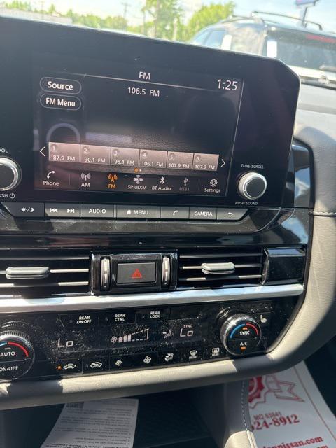 new 2025 Nissan Pathfinder car, priced at $46,315
