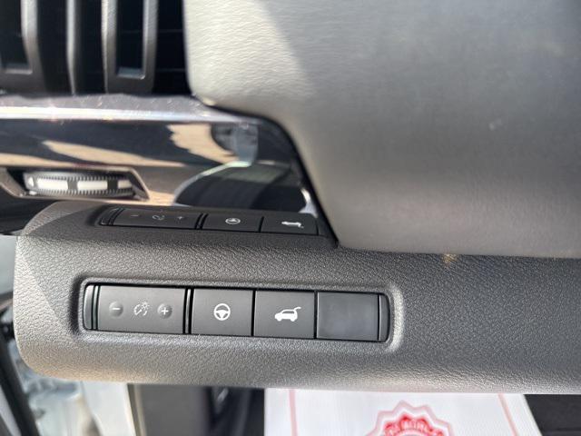 new 2025 Nissan Pathfinder car, priced at $46,315