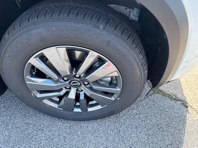new 2025 Nissan Pathfinder car, priced at $46,315