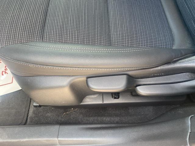 used 2024 Buick Envista car, priced at $27,900