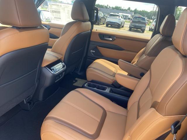 new 2025 Nissan Armada car, priced at $70,240