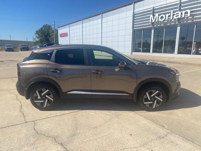 new 2025 Nissan Kicks car, priced at $25,920